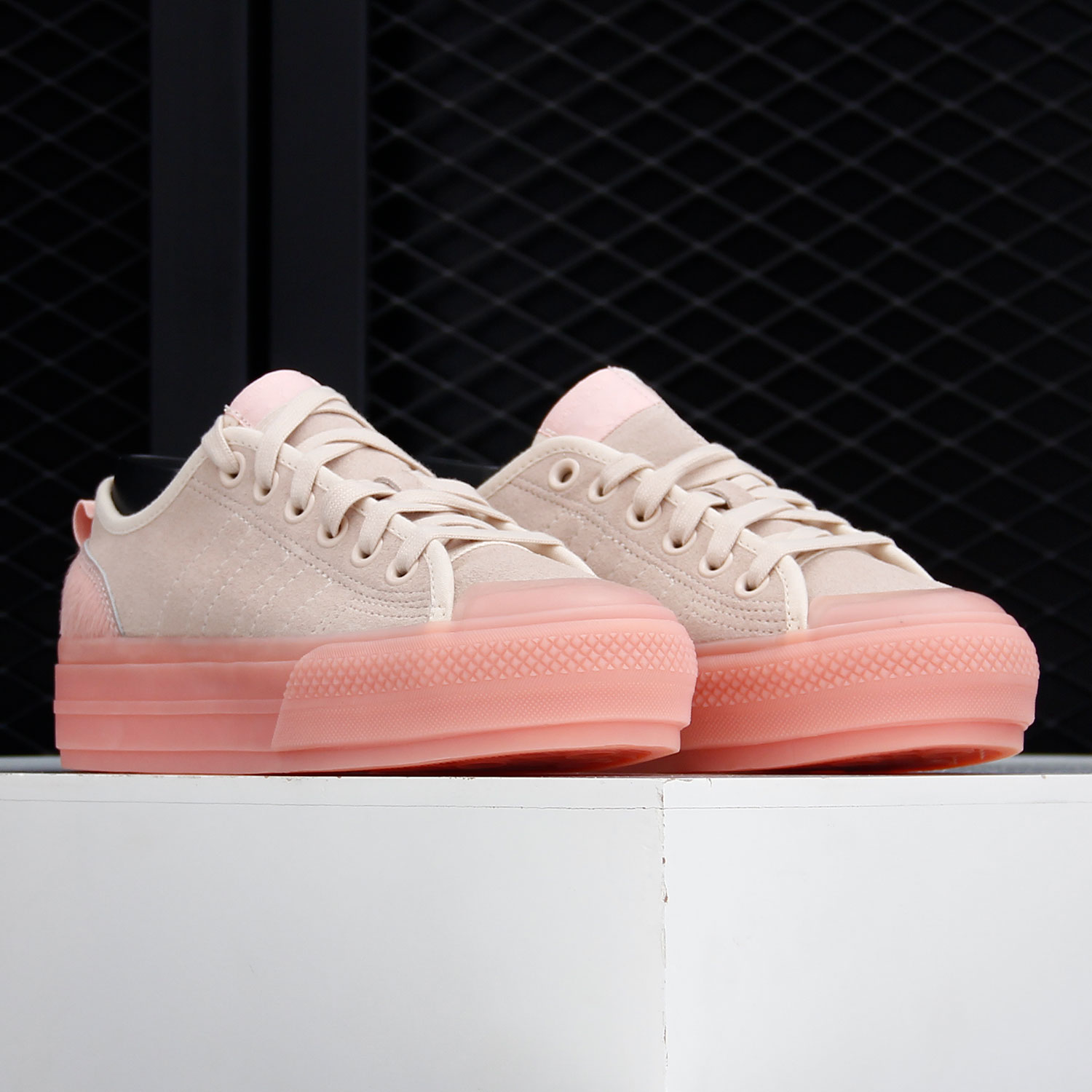 Adidas Genuine Originals Women - огляд і ціна Adidas Shoes Samba