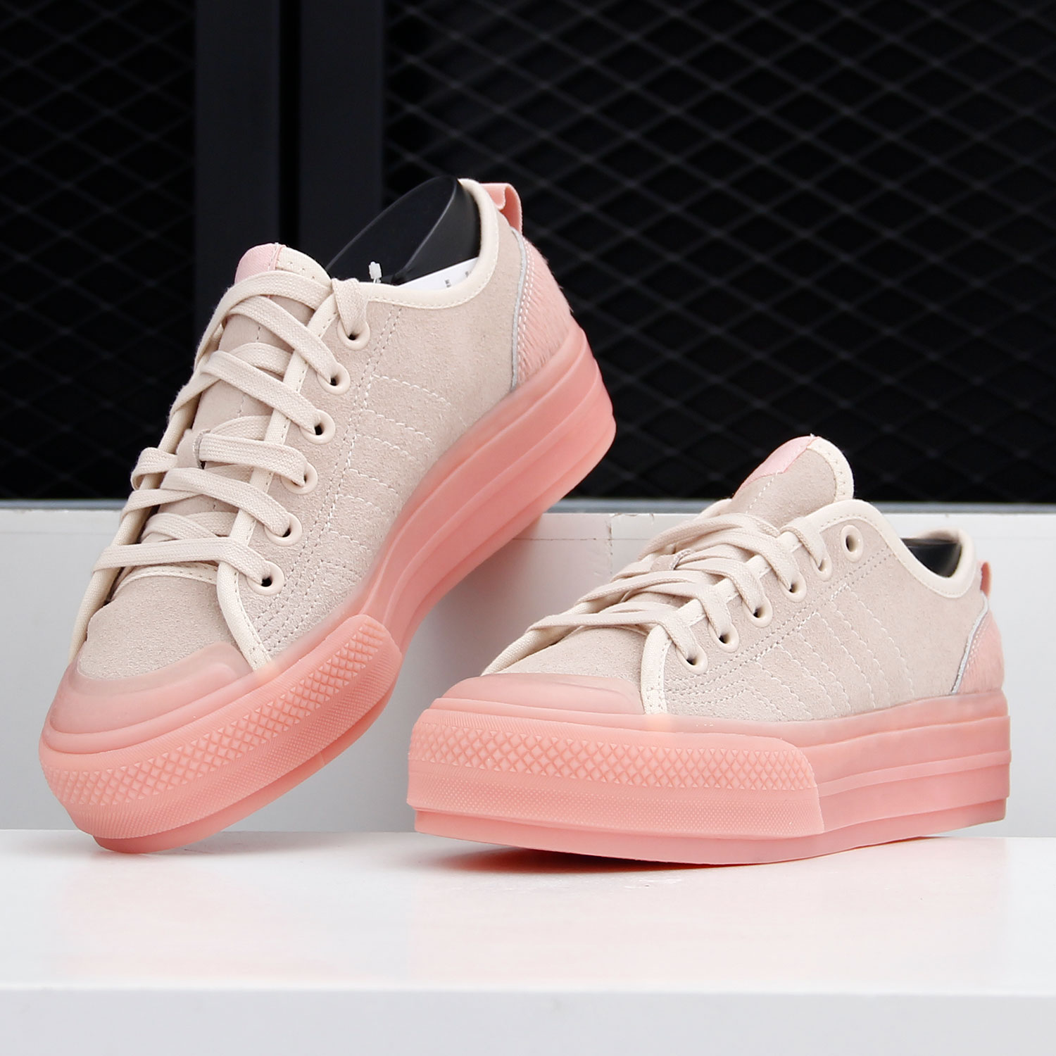 Adidas Genuine Originals Women - огляд і ціна Adidas Shoes Samba